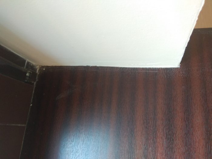 Приёмка квартиры в ЖК : царапины на подоконнике 