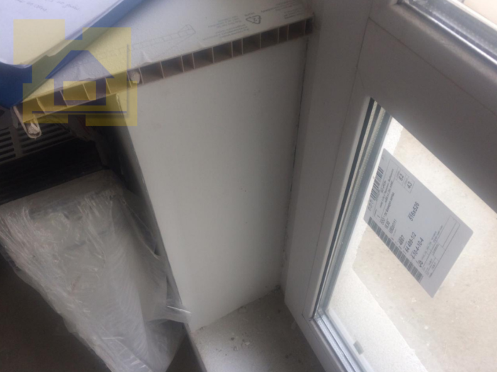 Приёмка квартиры в ЖК Вернисаж: Отсутствуют заглушки подоконника