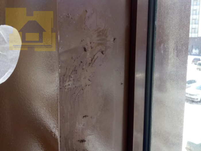 Приёмка квартиры в ЖК Солнечный Город: Нащельник измазан силиконом из-за дефекта