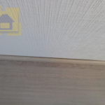 Приёмка квартиры в ЖК Калейдоскоп: Плинтуса в некоторых местах отходят от стены