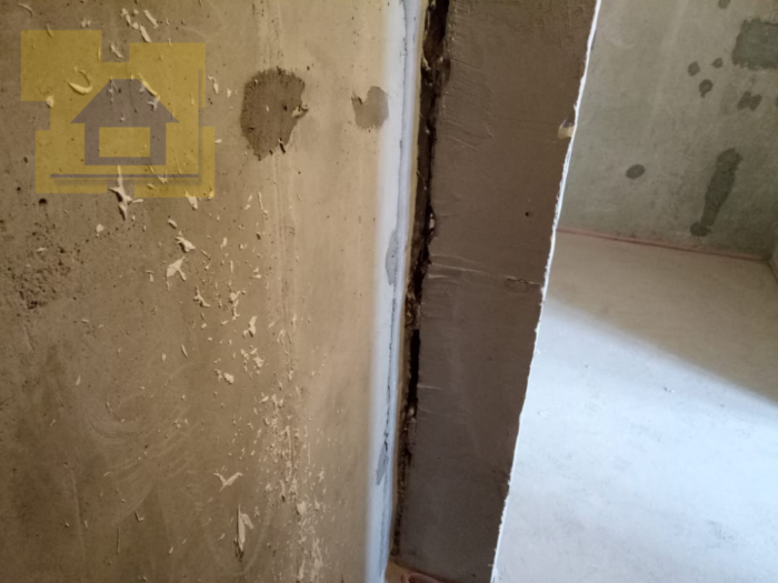 Приёмка квартиры в ЖК Правый Берег 3: Щель в примыкании монолитной и ПГП стены
