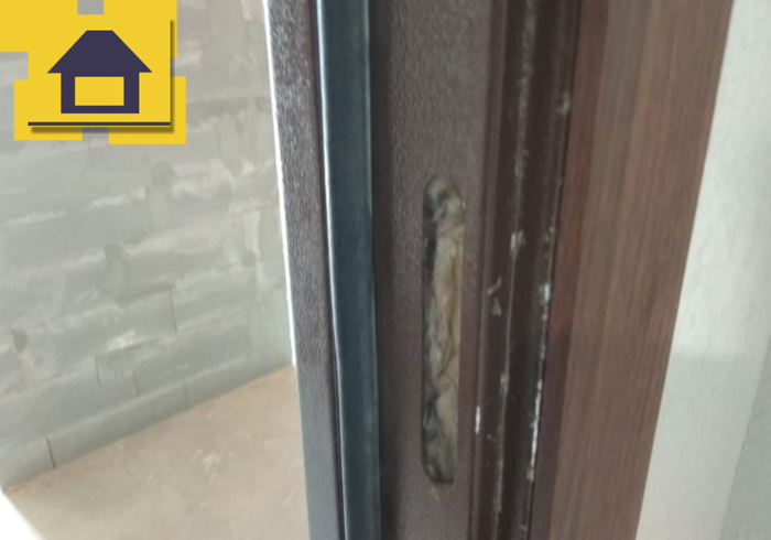 Приёмка квартиры в ЖК Дом на Набережной: Повреждения дверной коробки