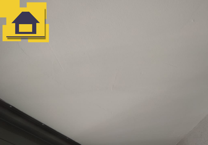 Приёмка квартиры в ЖК : Наплывы шпатлевки по потолку